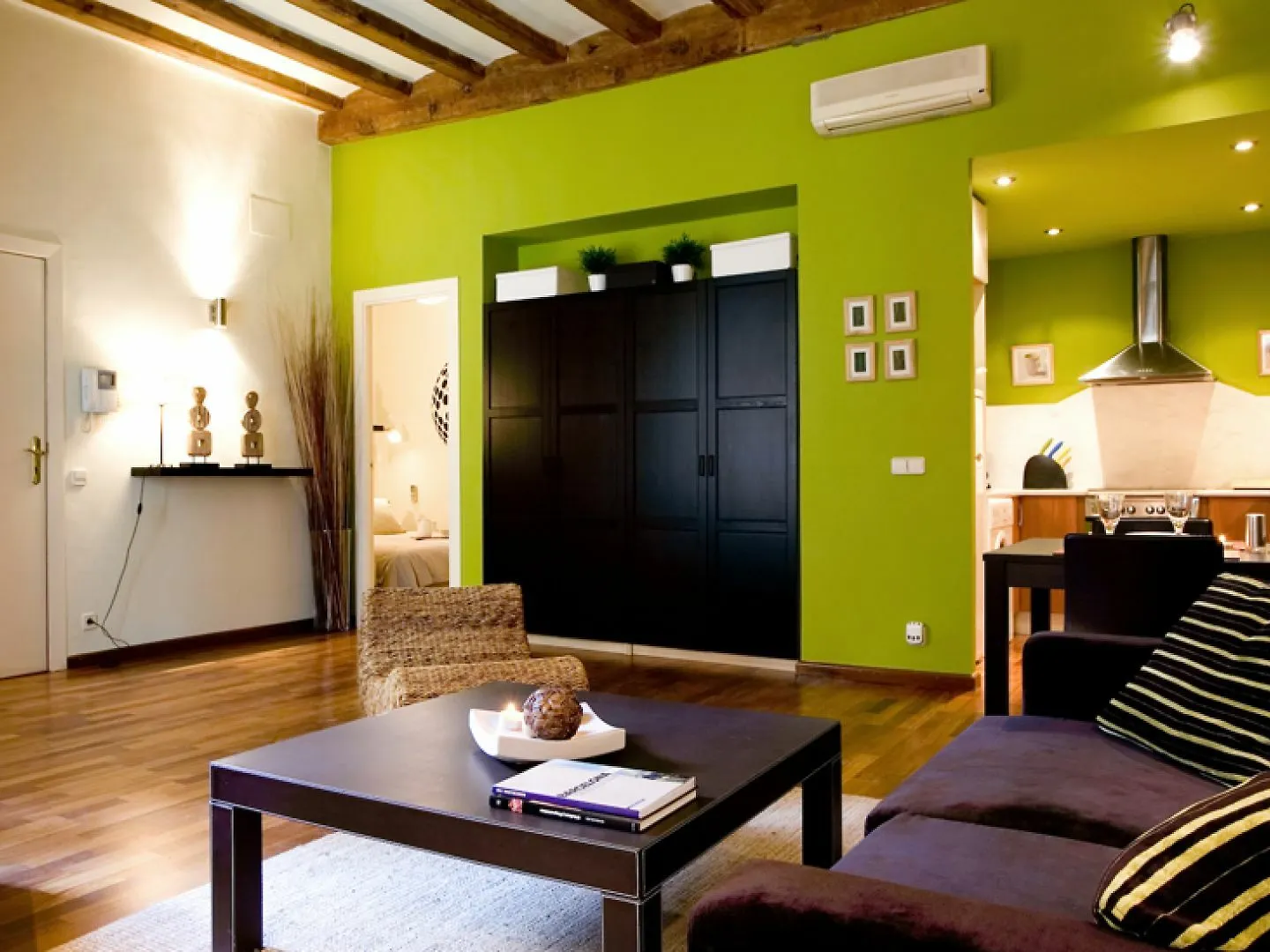 Sicilia Apartment برشلونة